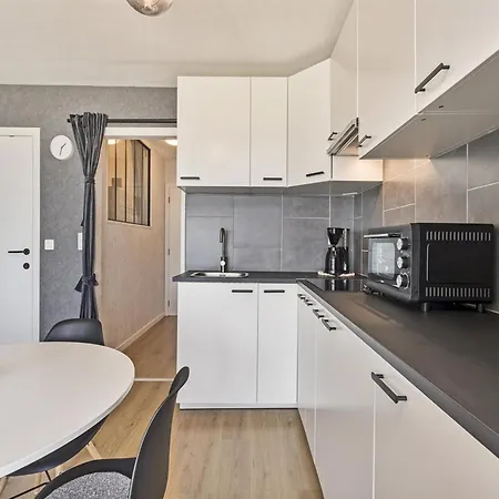 In With Sea Views Apartament Blankenberge