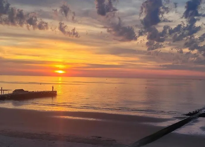 In With Sea Views דירה *