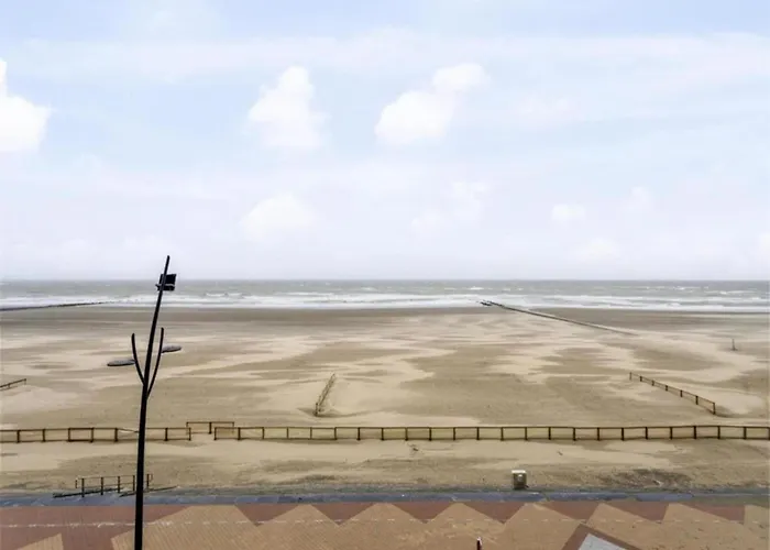 In With Sea Views דירה